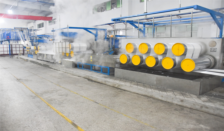 Mesin crimping serat stapel poliester 50.000 ton pertama di Cina berhasil dikembangkan